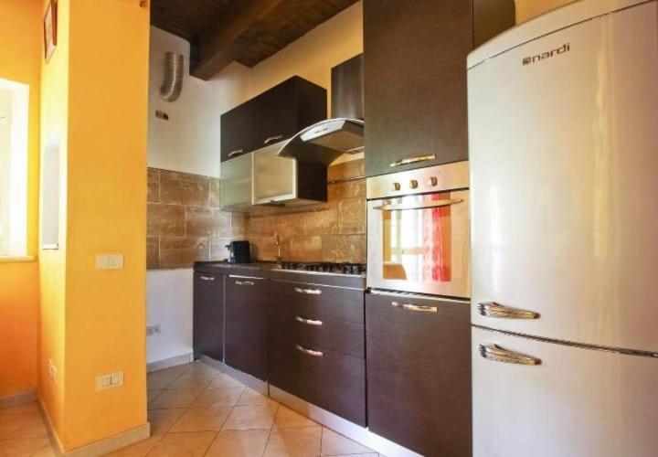Apartament Dal Centurione Rzym Zewnętrze zdjęcie